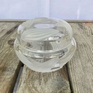 Vintage Frosted Leaf Cut Crystal Glass Trinket Box with Lid Clear Round Vanity J
